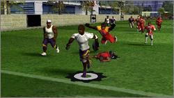 Pantallazo de NFL Street 2: Unleashed para PSP