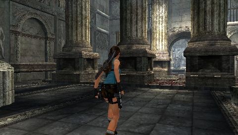 Pantallazo de Lara Croft Tomb Raider: Anniversary para PSP